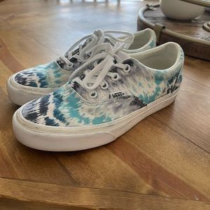Women’s VANS